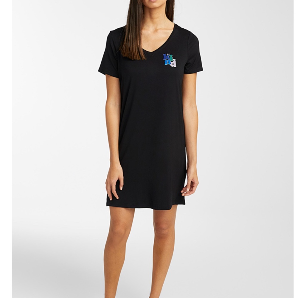 Black with Be kind colorful message V-neck ultra soft tee nightgown NWT